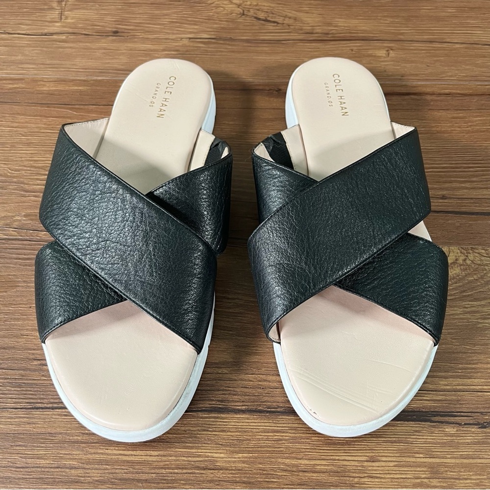 COLE HAAN ZEROGRAND Criss Cross Black Leather Slides Sandals Women’s Size 9.5C - Picture 2 of 10